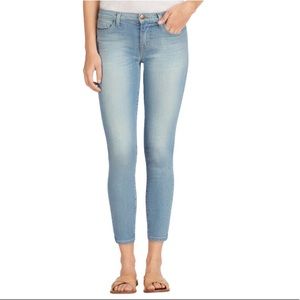 J Brand Capri/Beyond Skinny Jeans 25